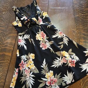 Volcom True To This Black Tropical Floral Tie-Front dress L (8-10)